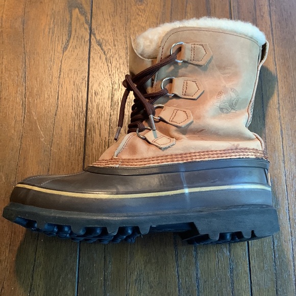 Eddie Bauer / Sorel Leather Fleece Top Snow Boots - Picture 2 of 13